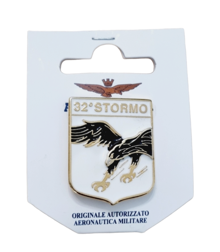 3 Stormo Aeronautica Militare enamelled metal pin