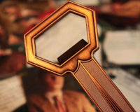 Apribottiglie in metallo smaltato Arkham Horror clover club bottle opener
