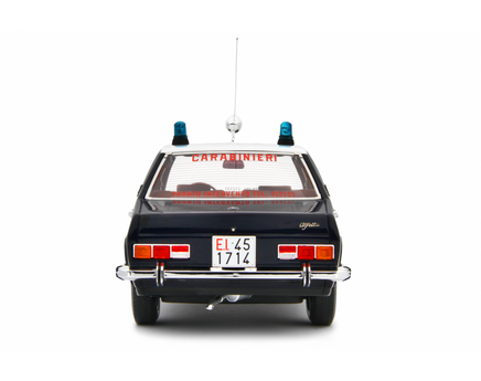 Modellino Alfa Romeo Alfetta Carabinieri 1973 1/18 Laudaracing